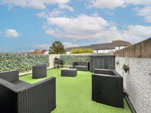 Photo 32- click for photo gallery